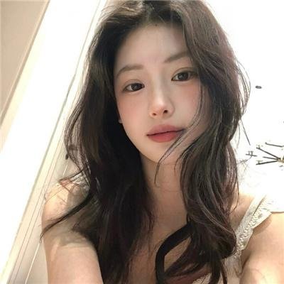 站起来的女孩